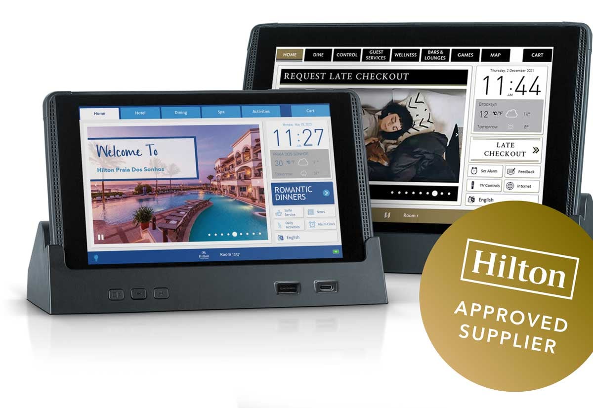 tablet-family-hilton-web